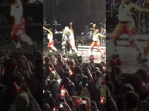 CL HELLO BITCHES TOUR 2016 part1