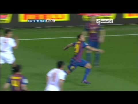 Adriano hard tackle from Sevilla player - FC Barcelona vs Sevilla CF