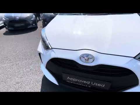 Toyota Yaris 1.0 Luna 5Dr - Image 2