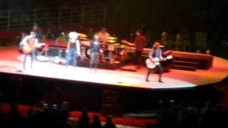 Little Big Town - On Fire Tonight - San Antonio Stockshow and Rodeo 2015