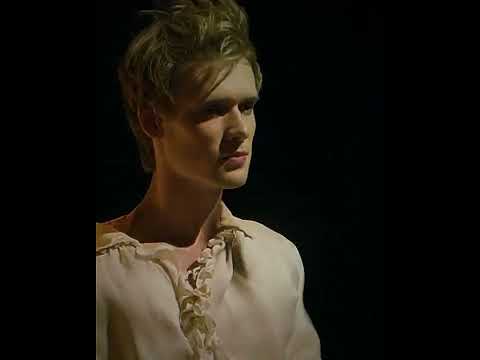 He reached for her 💙😻 - (High Strung Free Dance 2018)