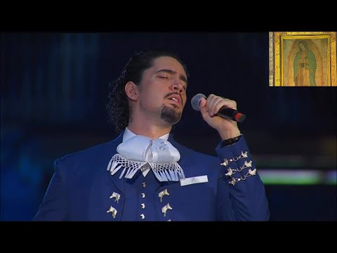 Alex Fernandez sings to the Virgin of Guadalupe Ask me tomorrow Basilica of Guadalupe Mexico 2025