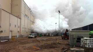 preview picture of video 'Huge Steam Blow Off'