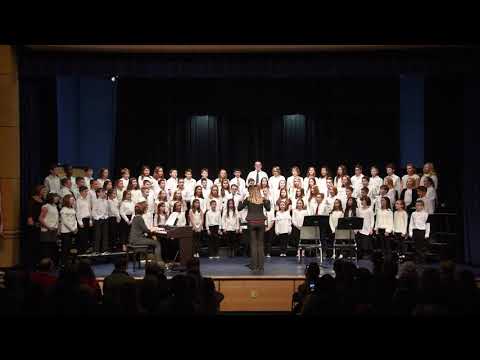 Penn Brook 5th Grade Chorus - J'entends les Moulin
