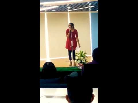 Priya Singh Live perfor...