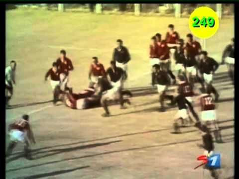 Springbok Try Nr: 249 - Jan Ellis (1968 - British Lions, 4th Test, Ellis Park)
