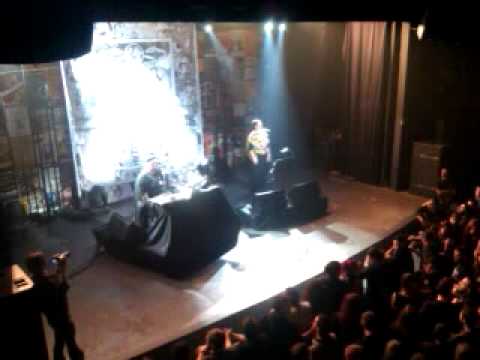 Ο B.D. FOXMOOR ΤΣΑΚΩΝΕΤΑΙ ΜΕ ΤΟΝ BRAK ΣΕ LIVE ΤΩΝ ACTIVE MEMBER