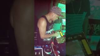 DUETO DE MPC Dj Robinho da Principal vs Dj Cabide Aluno &amp; Professor