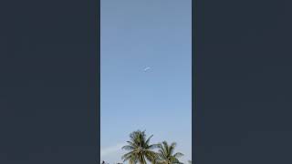 preview picture of video 'Mumbai - Belagavi Flight arriving'