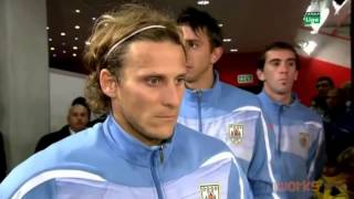 preview picture of video 'Forlán retiro Selección uruguaya.'