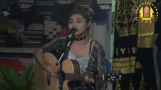 Download lagu Tika Pagraky - Ba Ngelah Pengganti mp3 Download lagu Tika Pagraky - Ba Ngelah Pengganti mp3