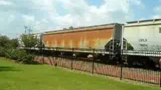 preview picture of video 'BNSF Freight Alvin Texas'