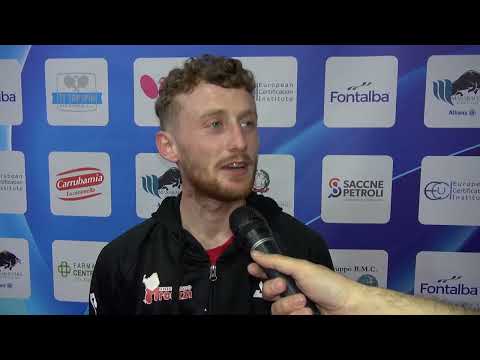 L'ex Antonino Amato al termine della semifinale playoff