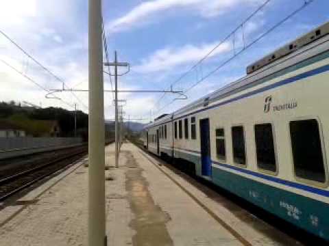 R 3692 Reggio C.C.le-Cosenza ripr. V.S.G. Cannitello 10 aprile 2013 14:28