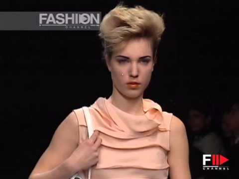 "Junko Shimada" Autumn Winter 2004 2005 Paris 3 of 4 Pret a Porter by FashionChannel