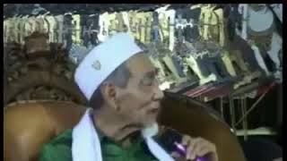 Download lagu KH MAIMUN ZUBAIR TENTANG ISLAM NUSANTARA YANG MENEDUHKAN mp3