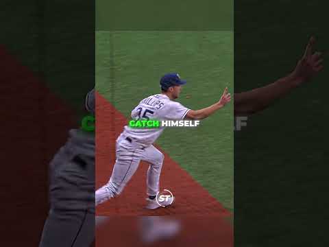 Midfielder Throwing Better Than Pitcher 😳