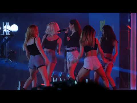 [4K Fancam 직캠]180601 부산 환경사랑음악회 현아 HyunA-빨개요 RED
