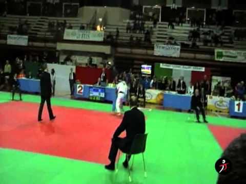 italiajudo.com_Camp Ita Assoluti Novara 2011 - Moretti Elena vs Boccanera Noemi  - 52 kg