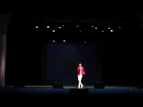 Les Champs-Elysees. Марат Гиоев.