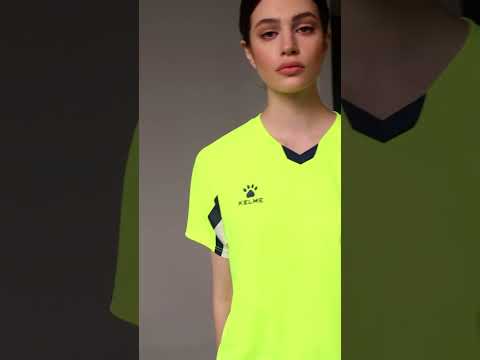Миниатюра изображения товара Футбольная форма Kelme Short-Sleeved Football Suit / 8251ZB1002-904 (M, зеленый)