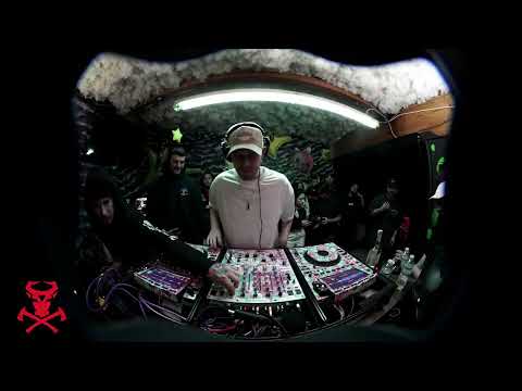 IN THE DUNGEON W/ LUMBERJVCK