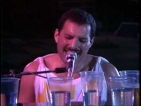 Bohemian Rhapsody - Queen Live In Wembley Stadium 12th July 1986 (4K - 60 FPS)