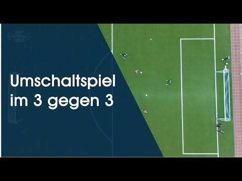 Umschaltspiel im 3 gegen 3 - Fußballtraining am Deutschen Fußball Internat