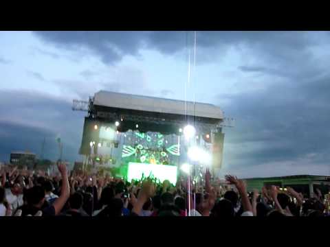 Armin van Buuren @ Cacao Beach 2011 ( John O'Callaghan - Talk to Me (Orjan Nilsen Trance Mix) )
