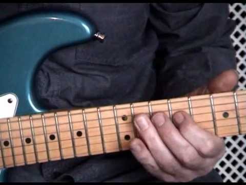MOONLIGHT SHADOW GUITAR INTRO 2012 11 27 by Mike Oldfield played by Chris Moorhouse