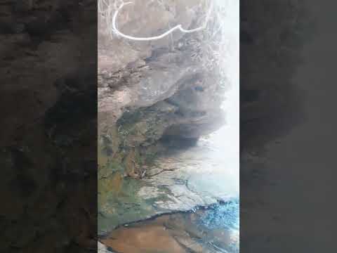 Aventura no Córrego da Barra — Pratinha MG | Natureza, Cachoeiras e Paredões