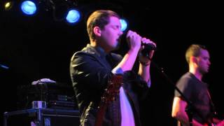 Cris Cab - &quot;Colors&quot; (Live) HD