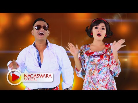 Siti Badriah - Sama Sama Selingkuh (Official Music Video NAGASWARA) #music