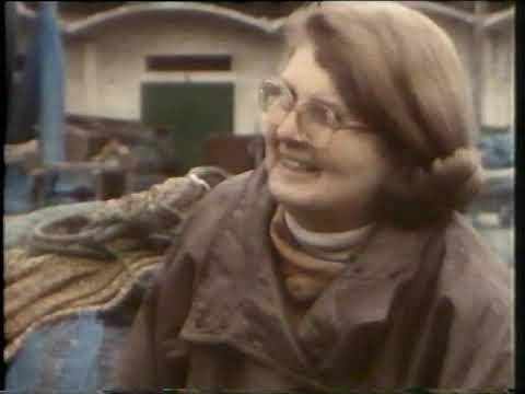 Encuentro Textil: Mujeres tramas y redes.  Aurelia Muñoz y As Redeiras .