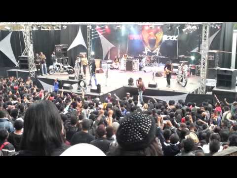 Tana in Rock 2015   Iary cover Dylie   Ken cover DocHollyday