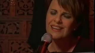 Leila Pinheiro - Joana Francesa (Chico Buarque)/ Tema de Amor de Gabriela (Tom Jobim) -2004