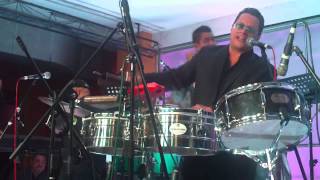 OYE CAYUCO TITO PUENTE JR. Y MARLOW ROSADO E VIVO SALON CARIBE