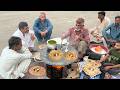Crazy Punjabi Roadside Breakfast Saag Makhan Paratha Aloo Paratha Lahore Street Food Pakistan