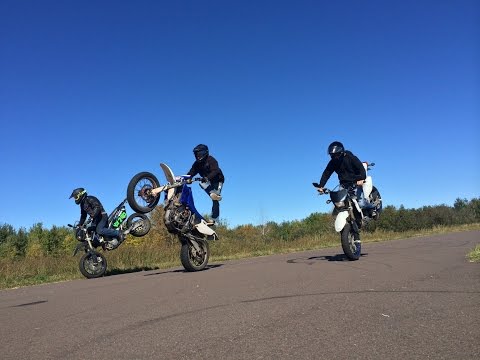 SuperMoToolz: We ONLY ride DIRT