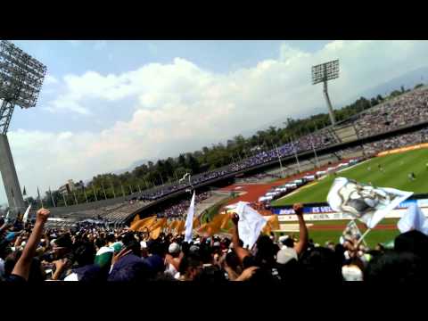 "La REBEL, PUMAS VS cruz azul j16 2015" Barra: La Rebel &bull; Club: Pumas