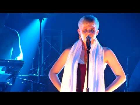 Robyn | U Should Know Better | LIVE @ Munich 2011