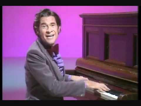 The Stanley Baxter Moving Picture Show 1/5  (1974)