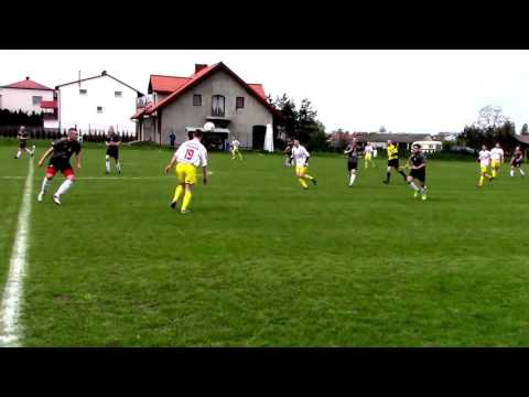 Pogoń 07 Perła Lubartów Rokitno - GKS Avenir Jabłonna 3:1(0:0)-PIERWSZA POŁOWA (skrót-24.04.16)