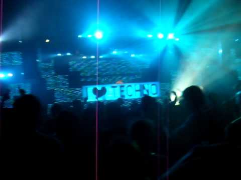 BRODINSKI - GUCCI VUMP SHA! SHTIL! @ I LOVE TECHNO 2009