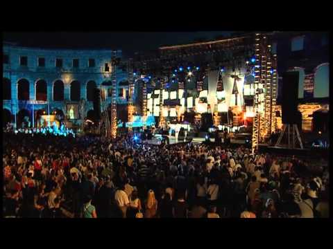 DRAŽEN ZEČIĆ - CRNI KRALJ I BIJELA DAMA (OFFICIAL VIDEO)