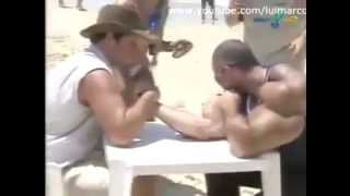 SYNTHOL MAN VS NON LIFTING GUY ARM WRESTLING !!!!