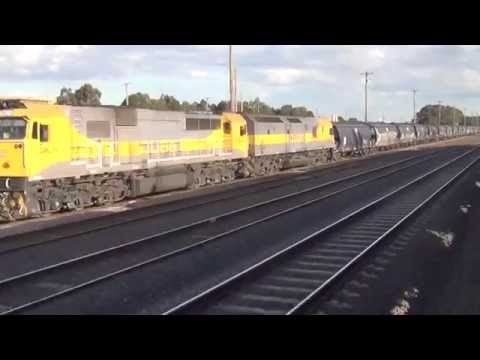 Passing GML10, RL310 from behind D3 639