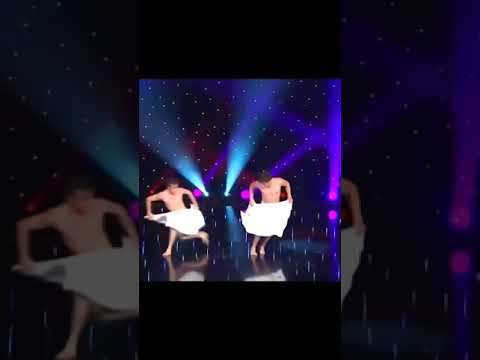 The funny towel dance