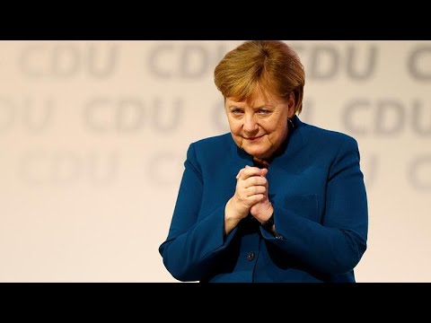 Video Thumbnail: 10 Minuten stehende Ovationen bei Merkels Abschied