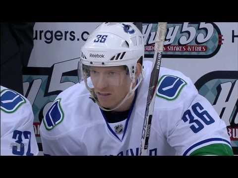 Weise Tests Hansen's Injured Shoulder [HD]